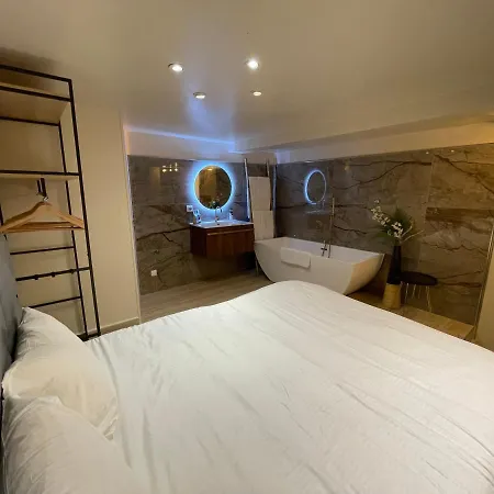 Beau F2 Centre 阿雅克肖
